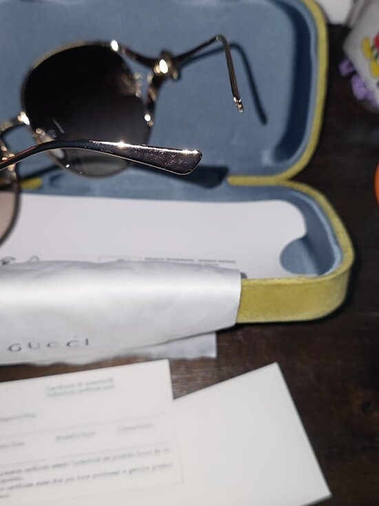 Womens Gucci oversize sunglasses main image 10